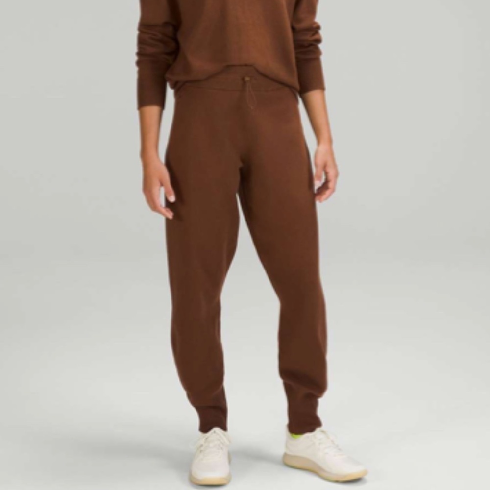 Lululemon Cotton-Cashmere Knit Mid-Rise Jogger - Roasted Brown - Size 8